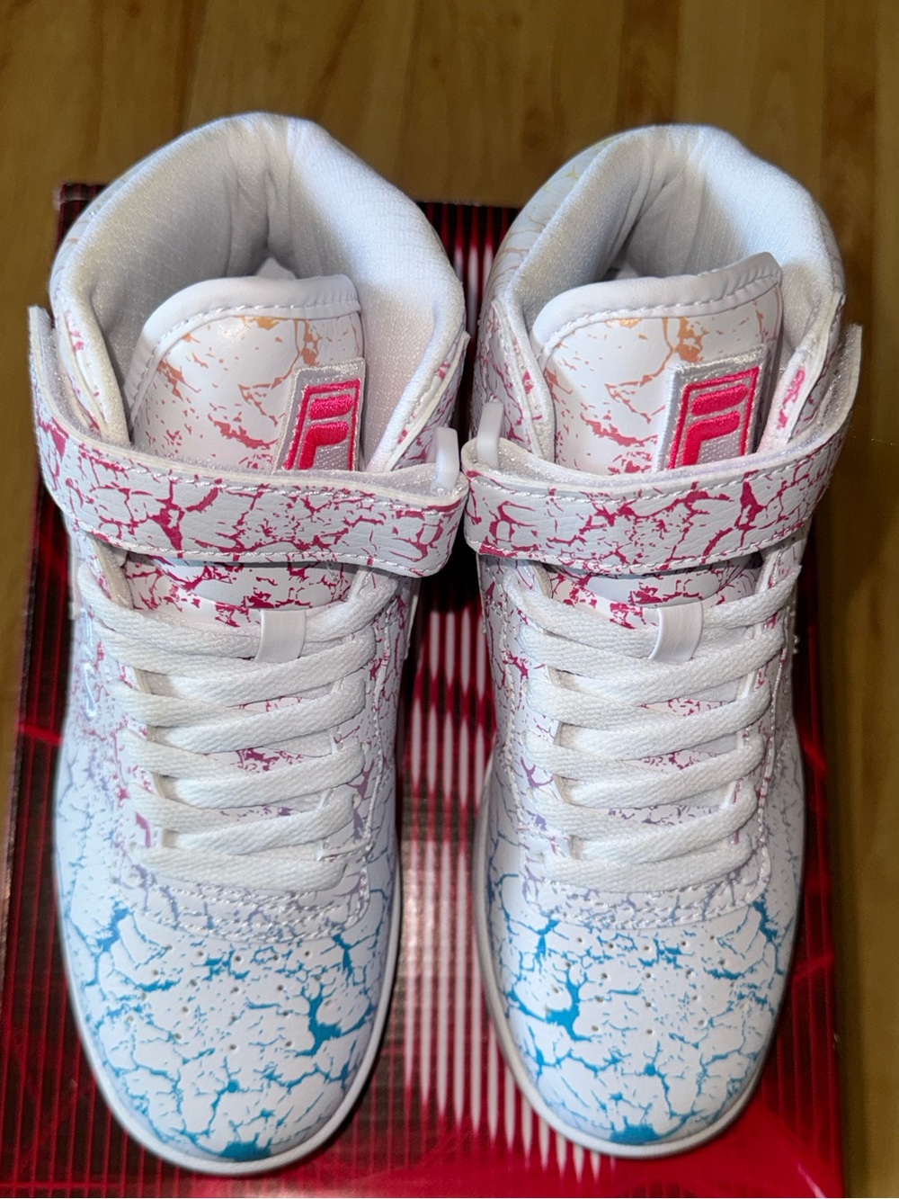 Fila Vulc 13 Crackle High Top Shoes White Blue Pink Youth 4Y Womens 5.5